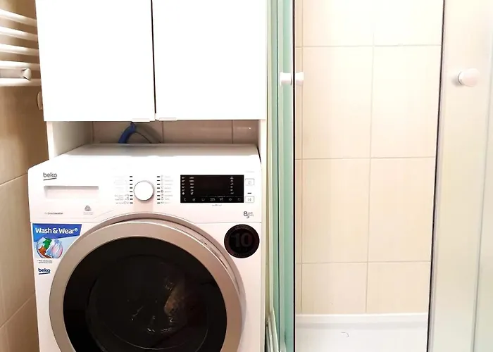 Paladis - Free Parking * Bucareste